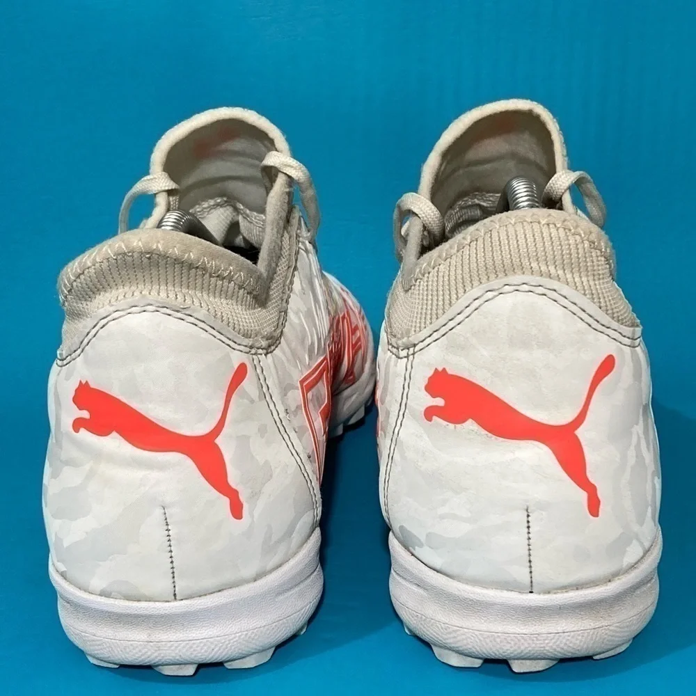 Puma Mens Future TT Soccer Cleats White/Orange 106392-03 Athletic Shoes Sz 10.5